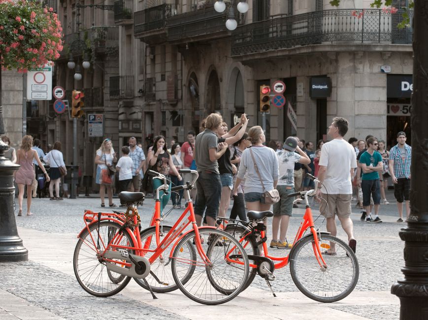 presupuestos barcelona, ordenanzas municipales barcelona, movilidad barcelona, vivienda ayuntamiento barcelona, turismo política barcelona, seguridad ayuntamiento barcelona