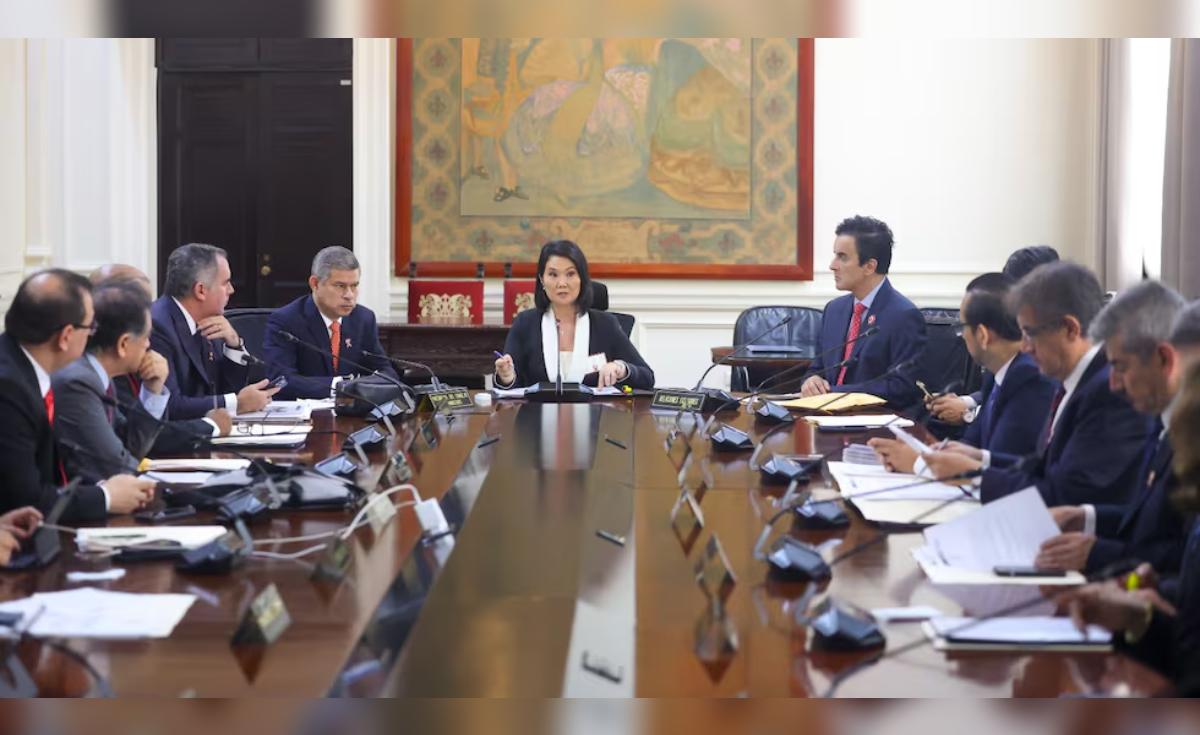 El panorama polític d'agost: Tensions i incerteses en l'escena nacional