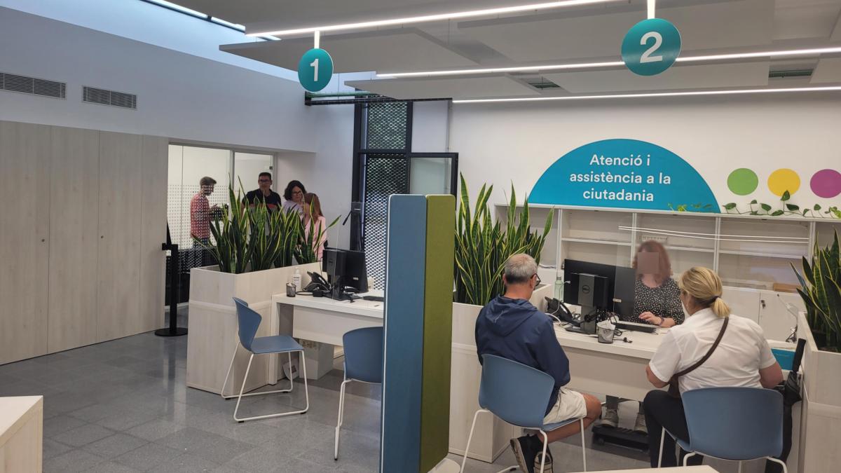 Mataró activa una oficina itinerante para intervenir en las ocupaciones conflictives