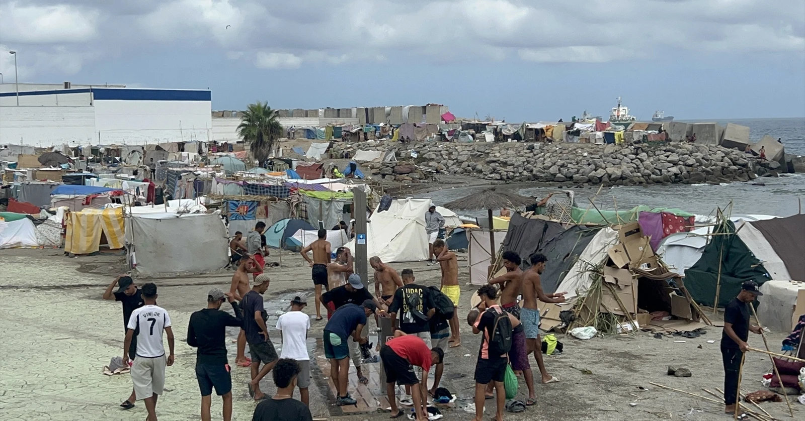 Ceuta: Vuit Setmanes en el Limbe de la Crisi Migratòria i les Preguntes Inconvenients