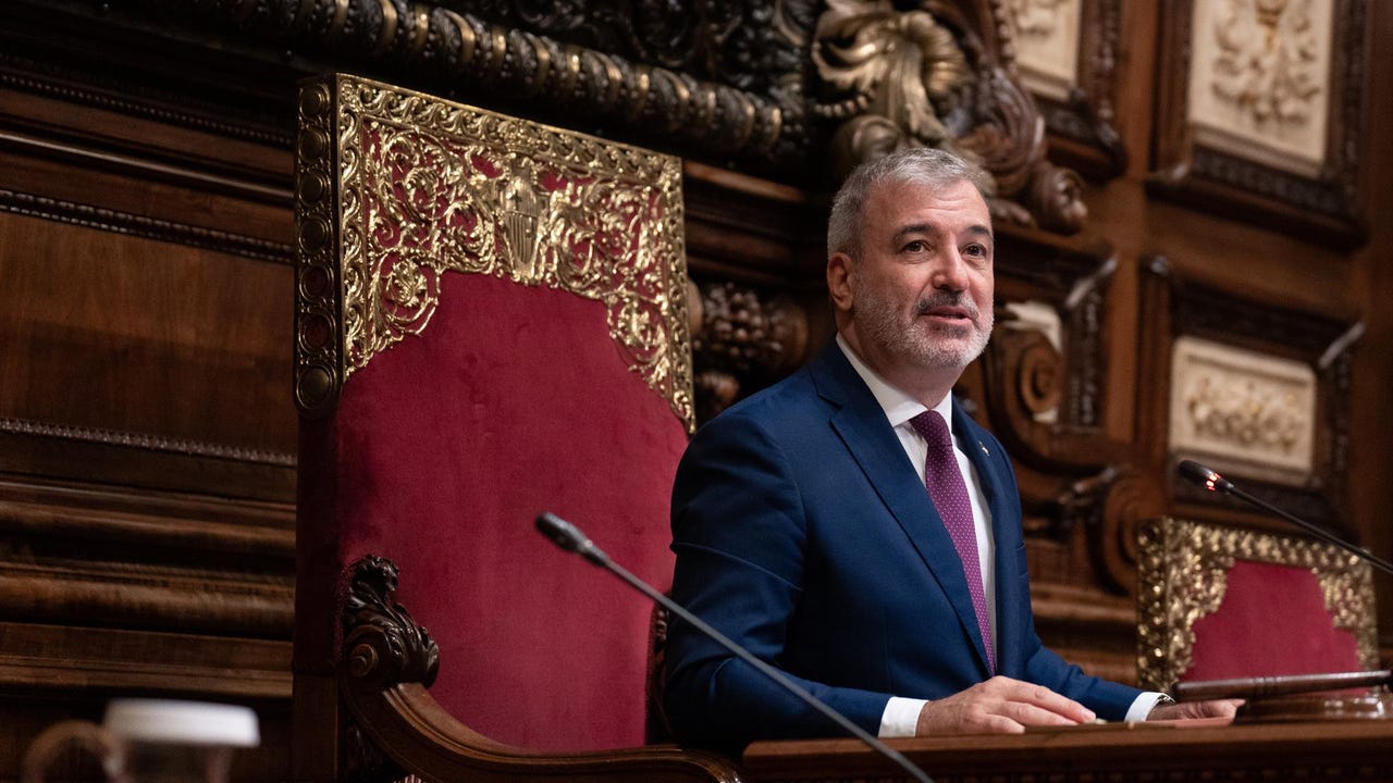 El Baròmetre Municipal de Barcelona Revela un Paisatge Polític Fragmentat i una Creixent Desafecció Ciutadana