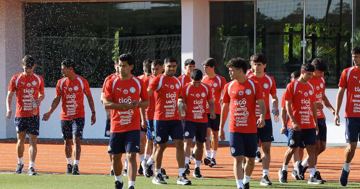La Crítica Profunda de Gustavo Alfaro a la Volatilitat dels Banquets: Un Repte al Paradigma Futbolístic Mundial